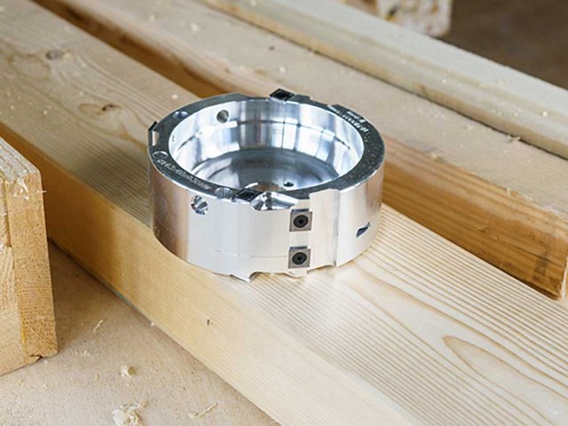 Die Fräser für die MAFELL Nutfräse NFU 50 werden im ständigen Dialog mit dem Handwerk entwickelt und in Deutschland nach den Anforderungen von MAFELL gefertigt. Foto: MAFELL
