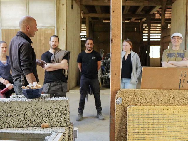 Führung durch das Projekt „Schlössli-Schüür” in Kirchdorf